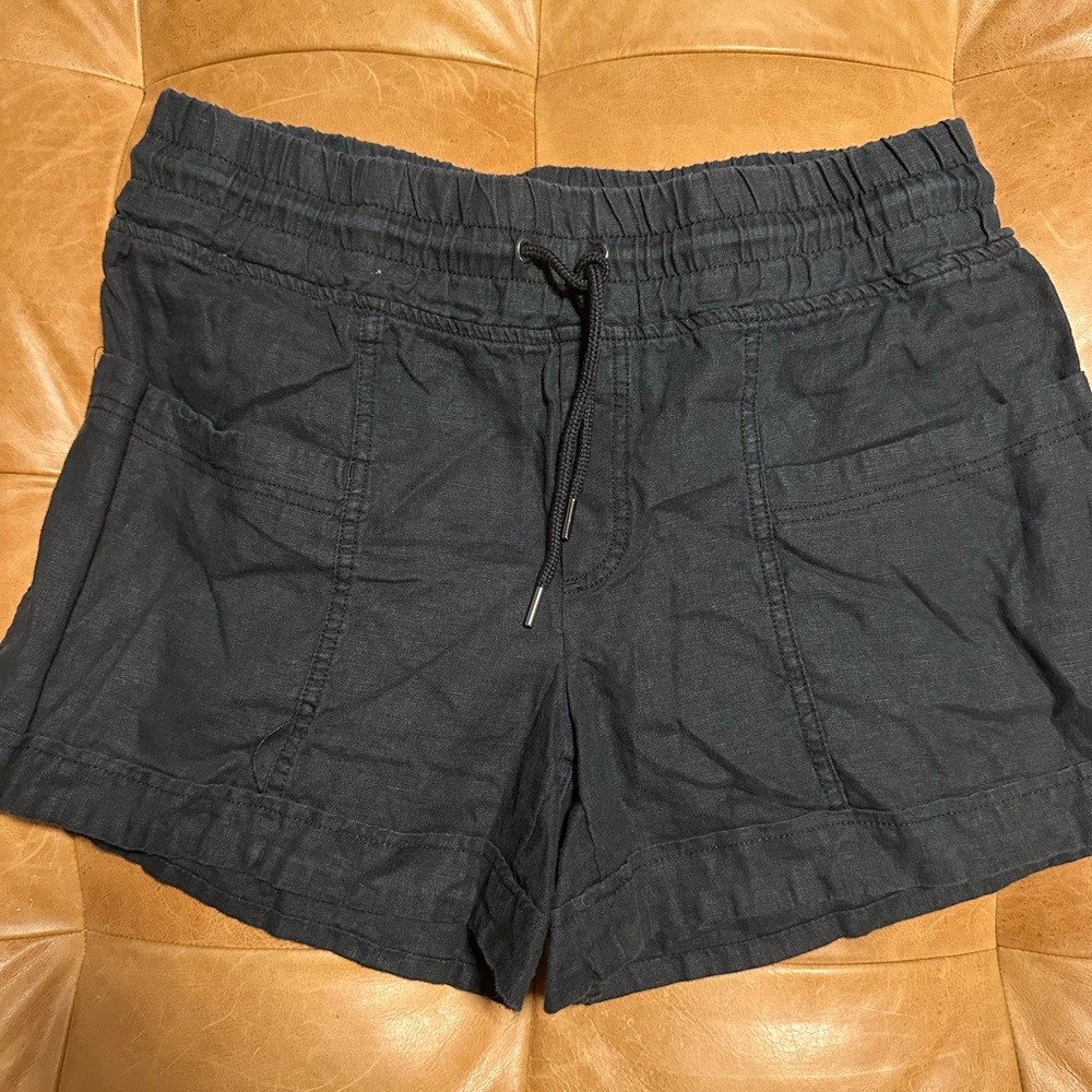 Athleta Black Linen Blend Shorts